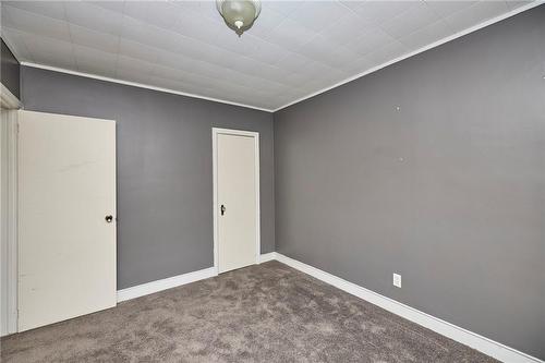 31 Marion Place, Stoney Creek, ON - Indoor Photo Showing Other Room