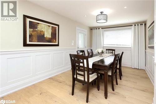 55 Flora Drive, Hamilton, ON - Indoor Photo Showing Dining Room