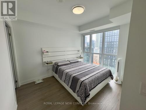 3005 - 77 Mutual Street, Toronto, ON - Indoor Photo Showing Bedroom