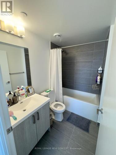 3005 - 77 Mutual Street, Toronto, ON - Indoor Photo Showing Bathroom
