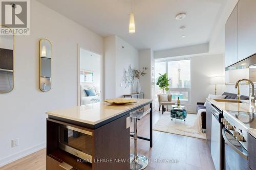 2609 - 203 College Street S, Toronto, ON - Indoor Photo Showing Kitchen With Upgraded Kitchen