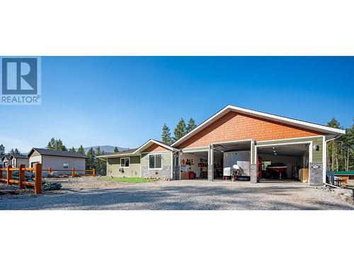 7145 Dunwaters Road, Kelowna, BC - Outdoor