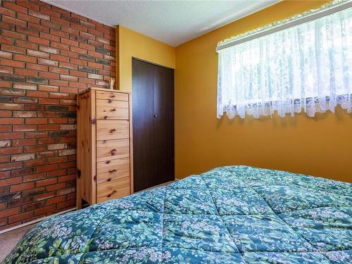 689 Alder St South, Campbell River, BC - Indoor Photo Showing Bedroom