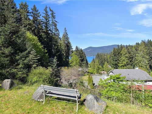 1109 / 1111 Paradise Close, Cowichan Bay, BC 