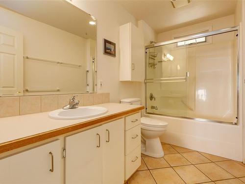 3356 Hillside Rd, Chemainus, BC - Indoor Photo Showing Bathroom