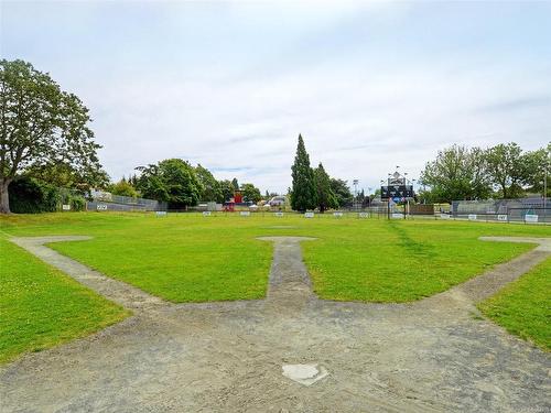 6-3993 Columbine Way, Saanich, BC - Outdoor With View