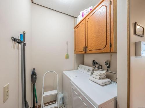 310 1St St, Sointula, BC - Indoor Photo Showing Laundry Room
