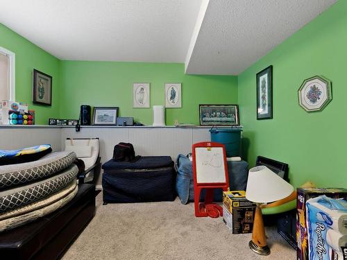 6117 Dallas Drive, Kamloops, BC - Indoor Photo Showing Other Room