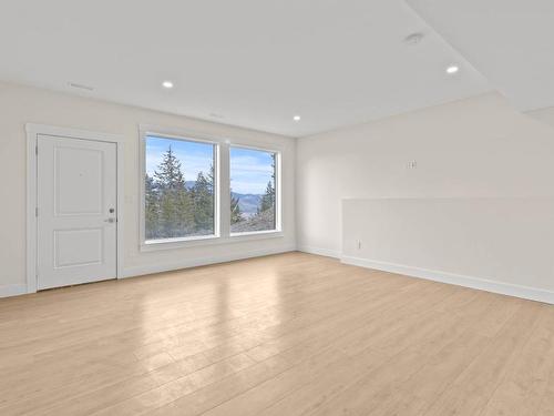 1736 Balsam Place, Kamloops, BC - Indoor Photo Showing Other Room