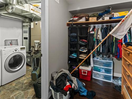 3008 Sarah Dr, Sooke, BC - Indoor Photo Showing Laundry Room