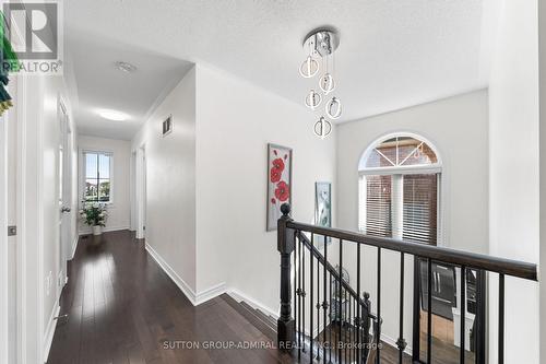 102 Betony Drive, Richmond Hill, ON - Indoor Photo Showing Other Room