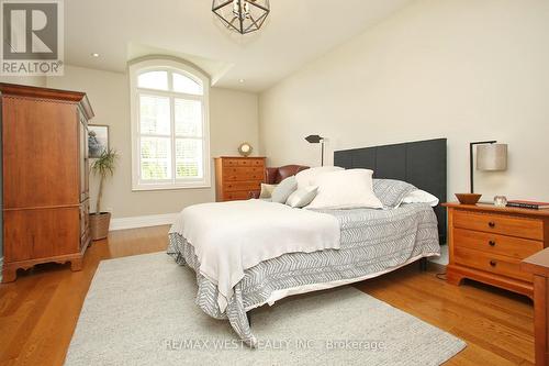 32 Birch Avenue, Richmond Hill, ON - Indoor Photo Showing Bedroom