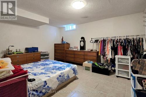 22 West Side Drive, Markham, ON - Indoor Photo Showing Bedroom