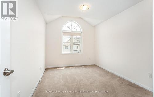243 Septimus Heights, Milton, ON - Indoor Photo Showing Other Room