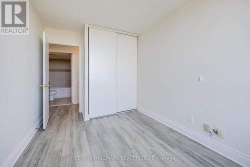 812 - 1101 Steeles Avenue W, Toronto (Westminster-Branson), ON - Indoor Photo Showing Other Room