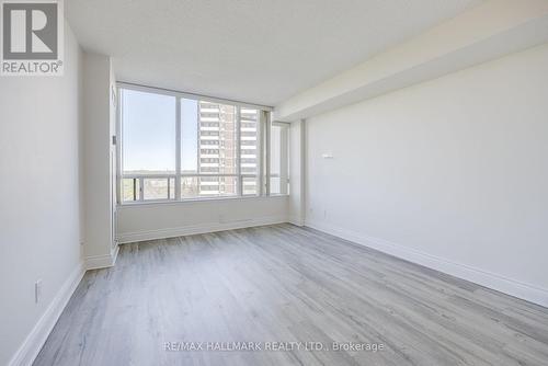 812 - 1101 Steeles Avenue W, Toronto, ON - Indoor Photo Showing Other Room