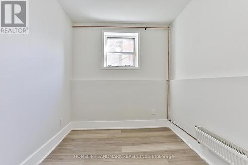 18 - 915 St Clair Avenue W, Toronto, ON - Indoor Photo Showing Other Room