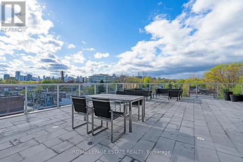 401 - 1003 Queen Street E, Toronto, ON - Outdoor With View