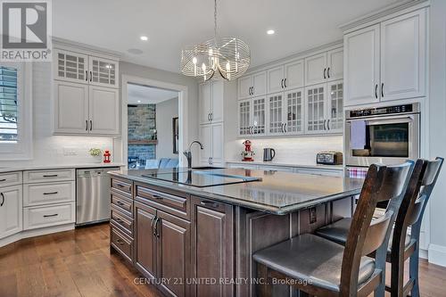 29 Rustlewood Avenue, Kawartha Lakes, ON - Indoor Photo Showing Kitchen With Upgraded Kitchen