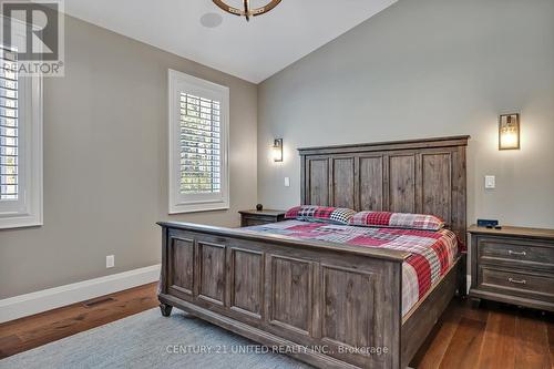 29 Rustlewood Avenue, Kawartha Lakes, ON - Indoor Photo Showing Bedroom
