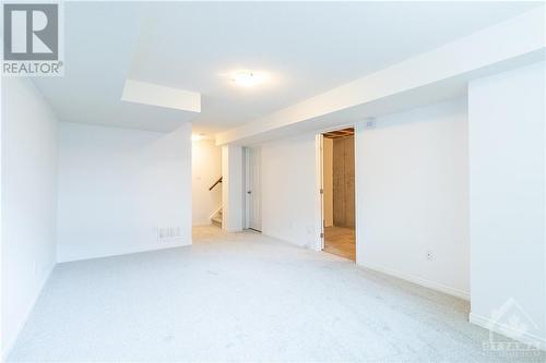 191 Macoun Circle, Ottawa, ON - Indoor Photo Showing Other Room