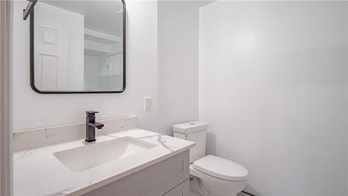 1309 Blanshard Drive, Burlington, ON - Indoor Photo Showing Bathroom