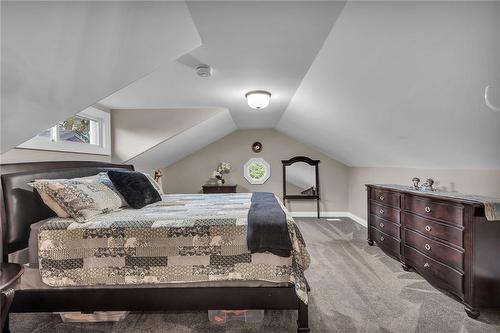 50 Kennedy Avenue, Hamilton, ON - Indoor Photo Showing Bedroom