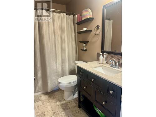 3230 Riverview Road, Prince George, BC - Indoor Photo Showing Bathroom
