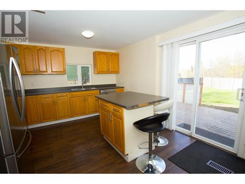 2380 Quadrant Crescent, Prince George, BC - Indoor Photo Showing Kitchen