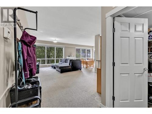 3550 Woodsdale Road Unit# 219, Lake Country, BC - Indoor Photo Showing Other Room
