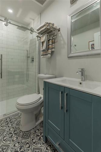 254 Bay Street S|Unit #111A, Hamilton, ON - Indoor Photo Showing Bathroom