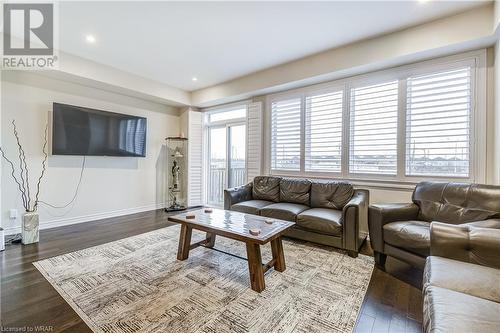 115 Vanilla Trail, Thorold, ON - Indoor Photo Showing Living Room