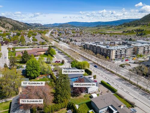 727 Glenburn Street, Kelowna, BC - Outdoor With View