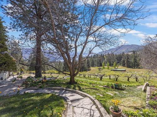 5010 Elliott Avenue, Peachland, BC - Outdoor With View