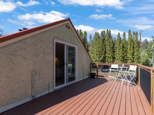 5010 Elliott Avenue, Peachland, BC - Outdoor With Deck Patio Veranda With Exterior