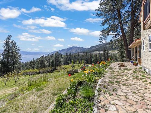 5010 Elliott Avenue, Peachland, BC - Outdoor With View