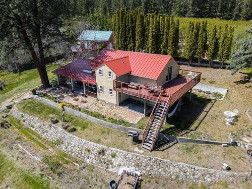 5010 Elliott Avenue, Peachland, BC - Outdoor