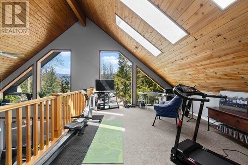 2592 Alpen Paradies Road Unit# 28, Blind Bay, BC - Indoor Photo Showing Gym Room