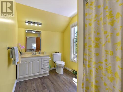 38 Bennett Street, Brockville, ON - Indoor Photo Showing Bathroom