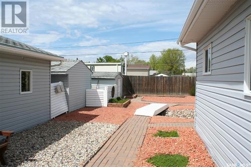 605 1St Avenue, Rouleau, SK - Outdoor With Deck Patio Veranda With Exterior