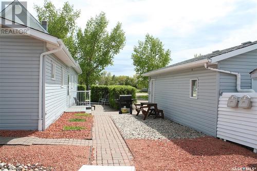 605 1St Avenue, Rouleau, SK - Outdoor With Exterior