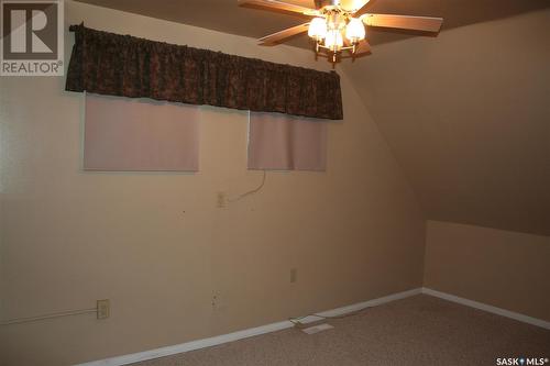 605 1St Avenue, Rouleau, SK - Indoor Photo Showing Other Room