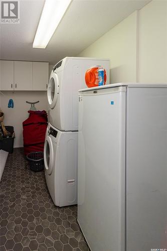 313 217B Cree Place, Saskatoon, SK - Indoor Photo Showing Laundry Room