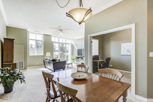 262 Dundas Street E|Unit #307, Waterdown, ON - Indoor Photo Showing Dining Room