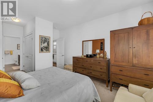 1960 Klo Road Unit# 54, Kelowna, BC - Indoor Photo Showing Bedroom