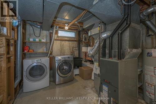 177 Gatineau Road, London, ON - Indoor Photo Showing Laundry Room