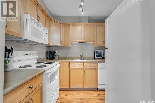 105G 1121 Mckercher Drive, Saskatoon, SK - Indoor Photo Showing Kitchen With Double Sink