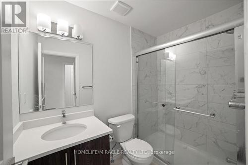60 - 51 Sparrow Avenue, Cambridge, ON - Indoor Photo Showing Bathroom