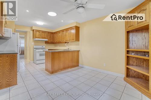 Upper - 360 Chantenay Dr Drive, Mississauga, ON - Indoor Photo Showing Kitchen