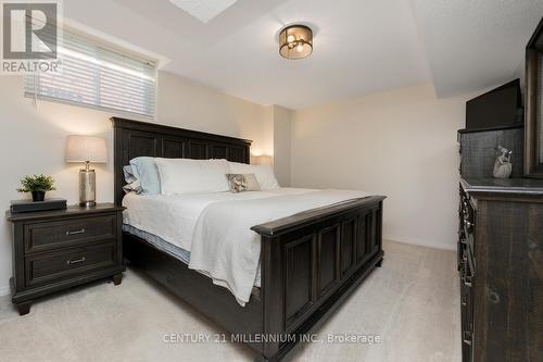 104 Royal Orchard Drive, Brampton, ON - Indoor Photo Showing Bedroom